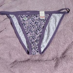 Arizona Jean Company Kids Lavender Floral Bottoms